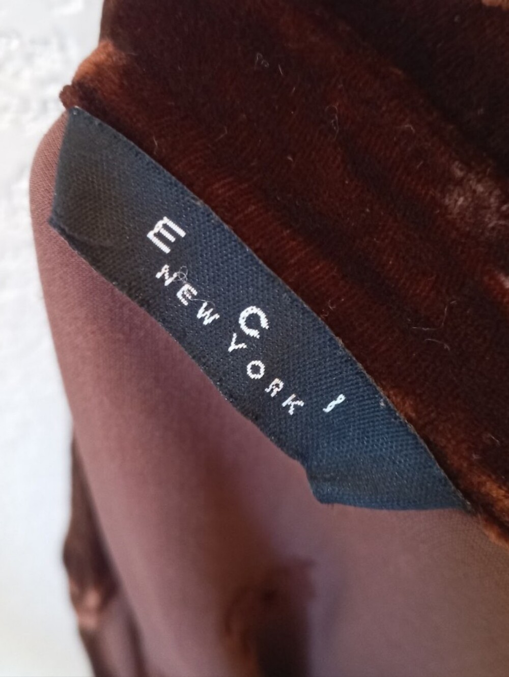 ECI vintage 1990s chocolate brown crushed velvet button-front blouse - Picture 7 of 7
